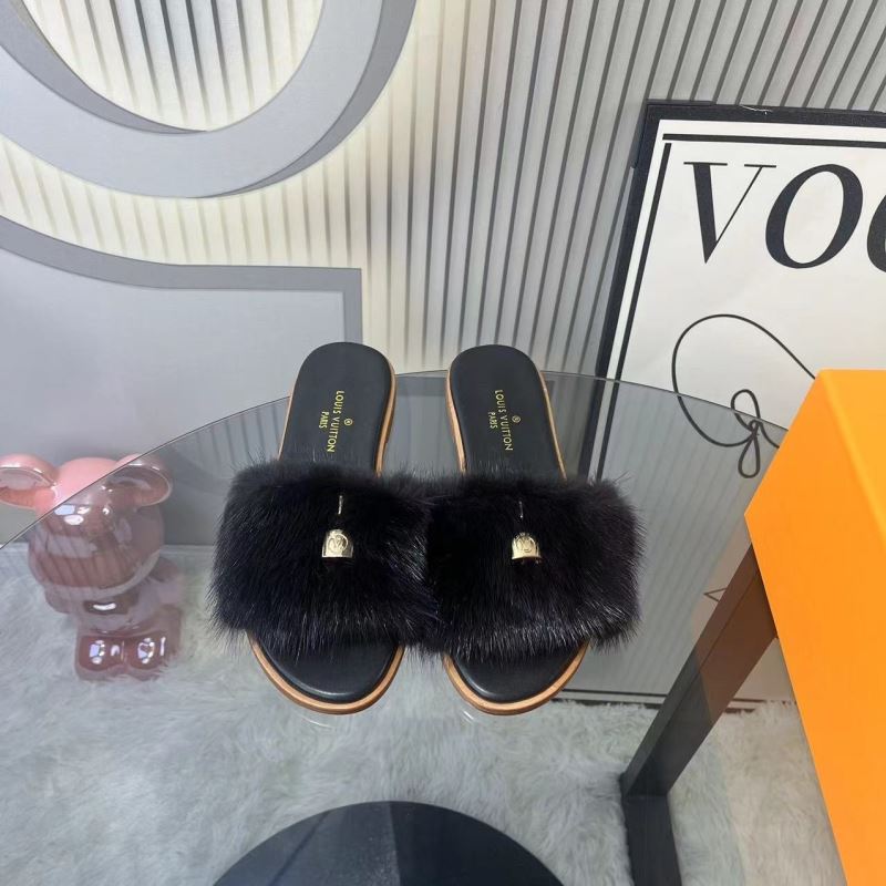 Louis Vuitton Slippers